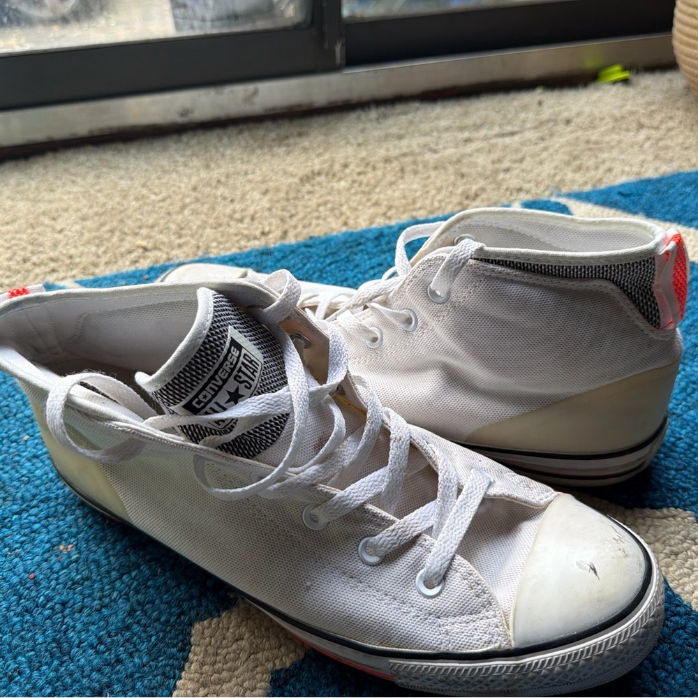 Converse Chuck Taylor All Star shoes white